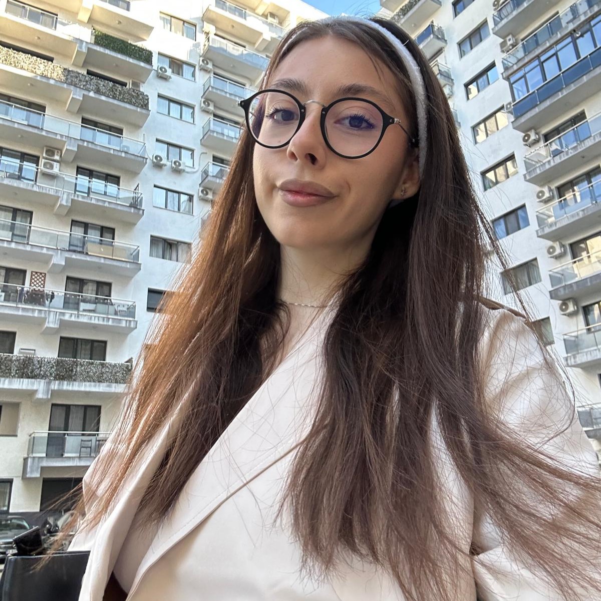 Monica - Poza de profil